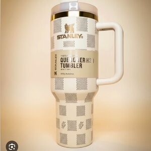 New💕40 oz Stanley Checkered White Gold Damier Azur